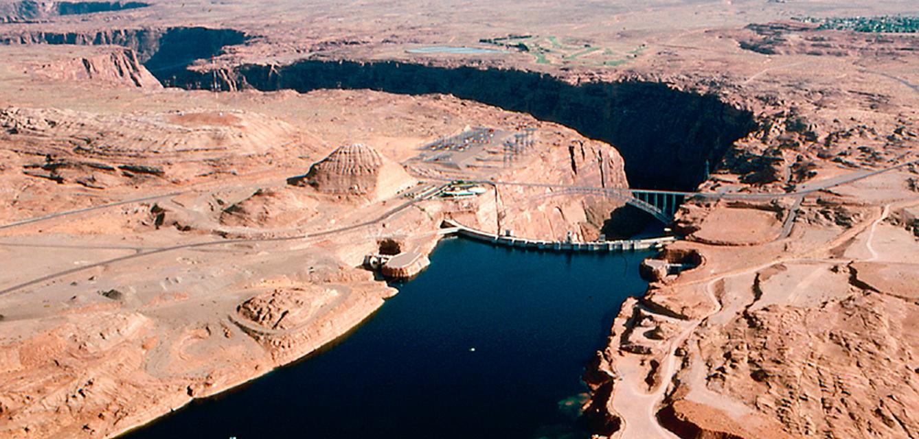 Glen Canyon Dam Lake Powell